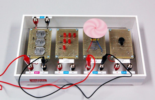 コンデンサが電気エネルギーを蓄えることを実感