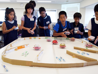 2010年8月25日 ムラタエレクトロニクス本社で開催した「電子工作教室」の様子