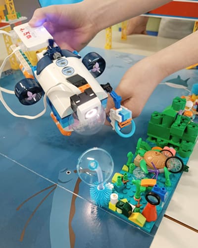 FIRST LEGO LEAGUE的形象图片3