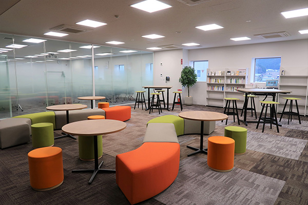 図書コーナーのイメージ写真2