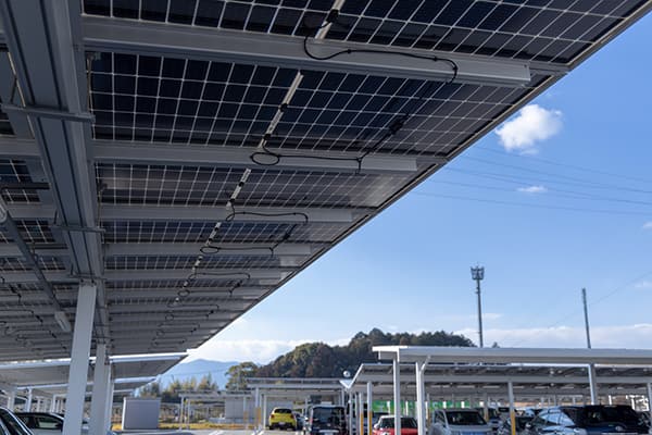 太陽光発電＆蓄電池システムの写真1