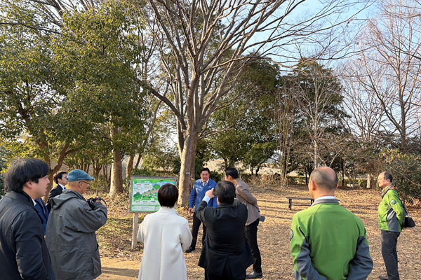 ビオトープ見学の様子