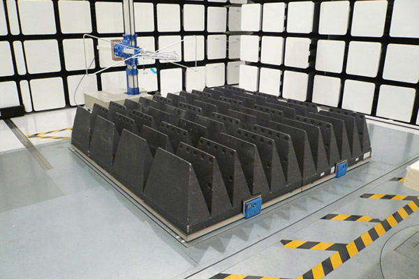 放射エミッション・イミュニティ（3m法）